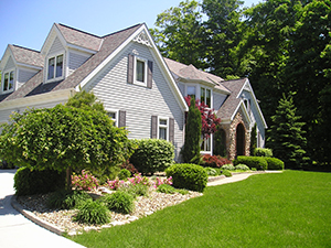 Landscapers and Lawncare Services in Chapmansboro, TN